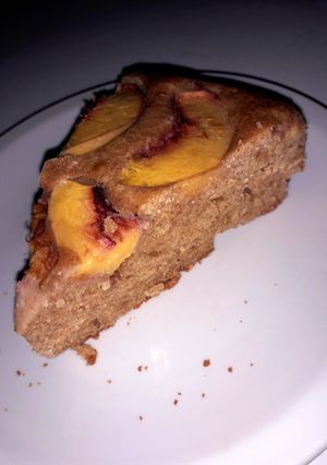 Una foto de Bizcochuelo Integral de yogurt con Durazno