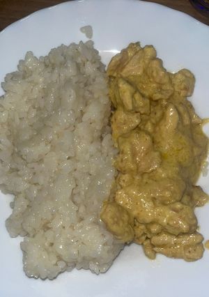 Foto principal de Pechuga de pollo al curry (GM H Deluxe)