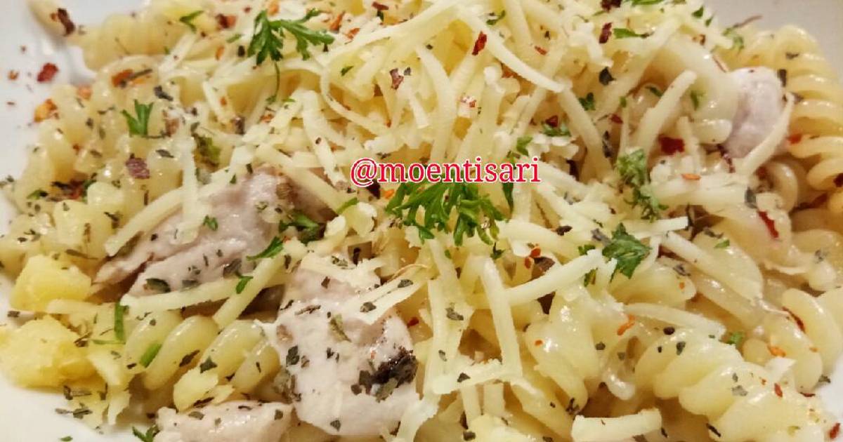 Resep Fusilli chicken alfredo oleh Moentisari Cookpad