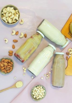 Hình của món Sữa hạt điều, hạnh nhân; sữa hạt sen, kê nếp.