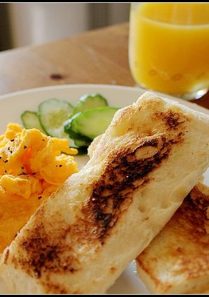 A picture of [15-Minute Breakfast] Grilled Cheese Sandwich.