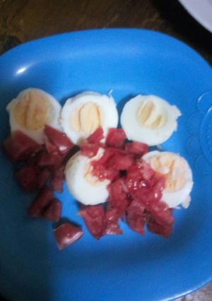 A picture of Boiled eggs.