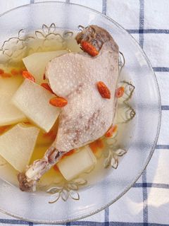 รูปของ เป็ดตุ๋นฟักมะนาวดอง 🦆/ Duck and winter melon soup with preserved lime 🦆