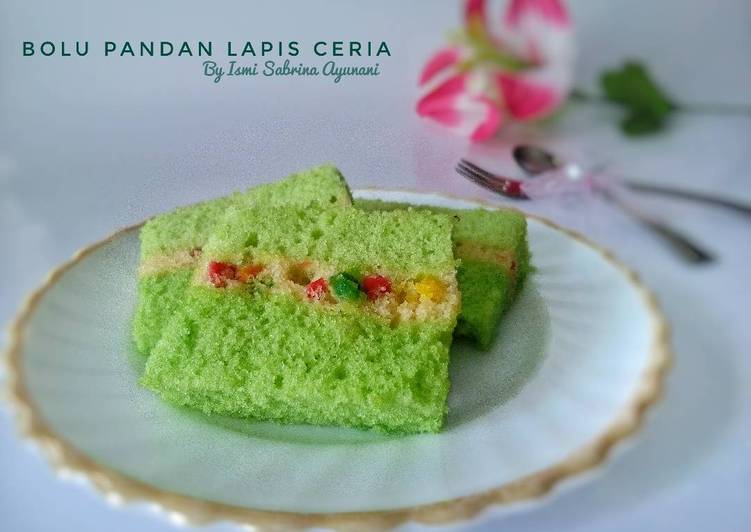 Bolu Pandan Lapis Ceria