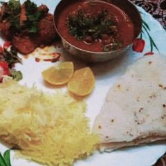 A picture of Tandalachi Bhakri (Rice Flour Bhakri).