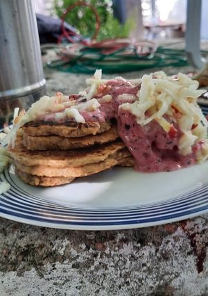 Una foto de Hotcakes de avena y helado casero sin azúcar