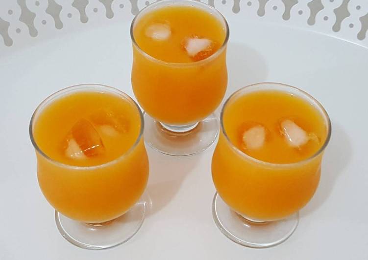 عصير البرتقال والمشمش مع الجزر 🍊🍑🥕