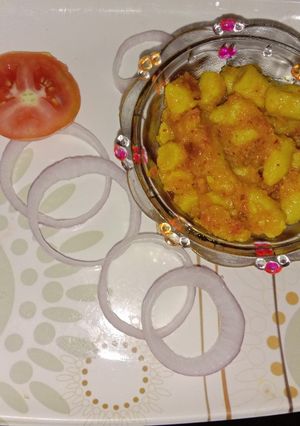 A picture of Besan ke gatte ki sabzi.