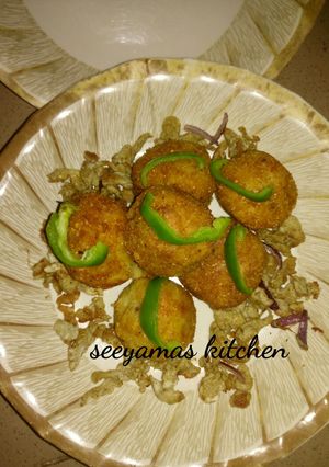 A picture of Potatoes ball.