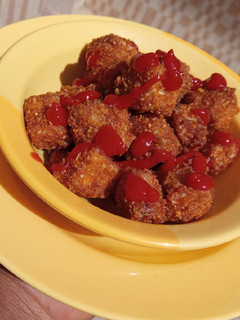 A picture of Cheesy chicken bites.