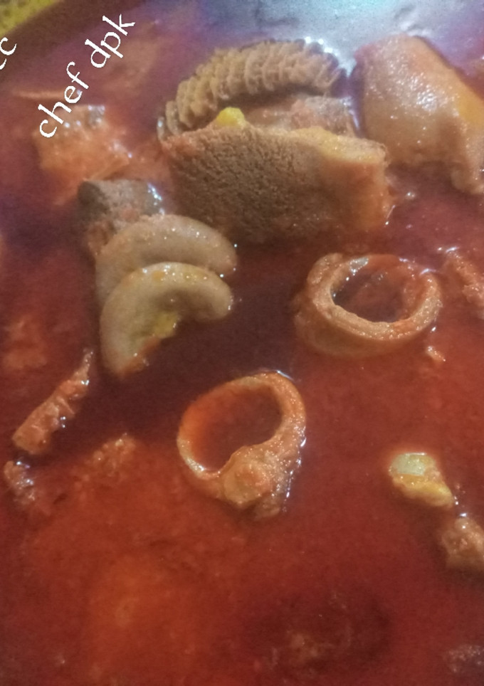 A picture of Assorted meat stew.
