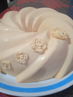 Una foto de Gelatinas de papaya cremosa