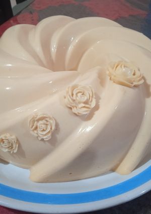 Una foto de Gelatinas de papaya cremosa