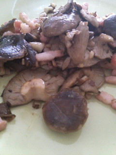 Una foto de Setas de cardo con bacon