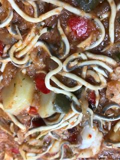 Una foto de 1. Bacalao fresco con anguriñas en salsita (principal pescado)