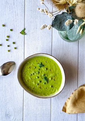 Une photo de Soupe glacée petits pois menthe