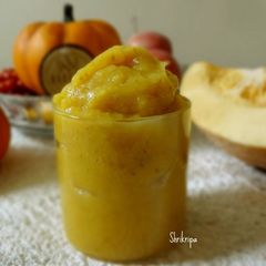 Homemade Pumpkin Puree: A picture of Homemade Pumpkin Puree:.