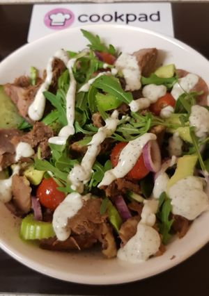 A picture of My Roast Lamb Salad. 😁.