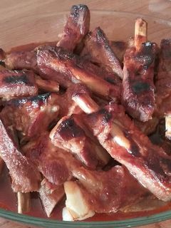 Una foto de Costillas con salsa barbacoa