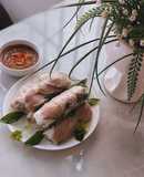 Gỏi cuốn thịt chấm tương hột
