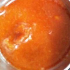 A picture of Red chutney.