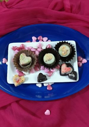 A picture of Chocolate cups fill with chilli chocolate.