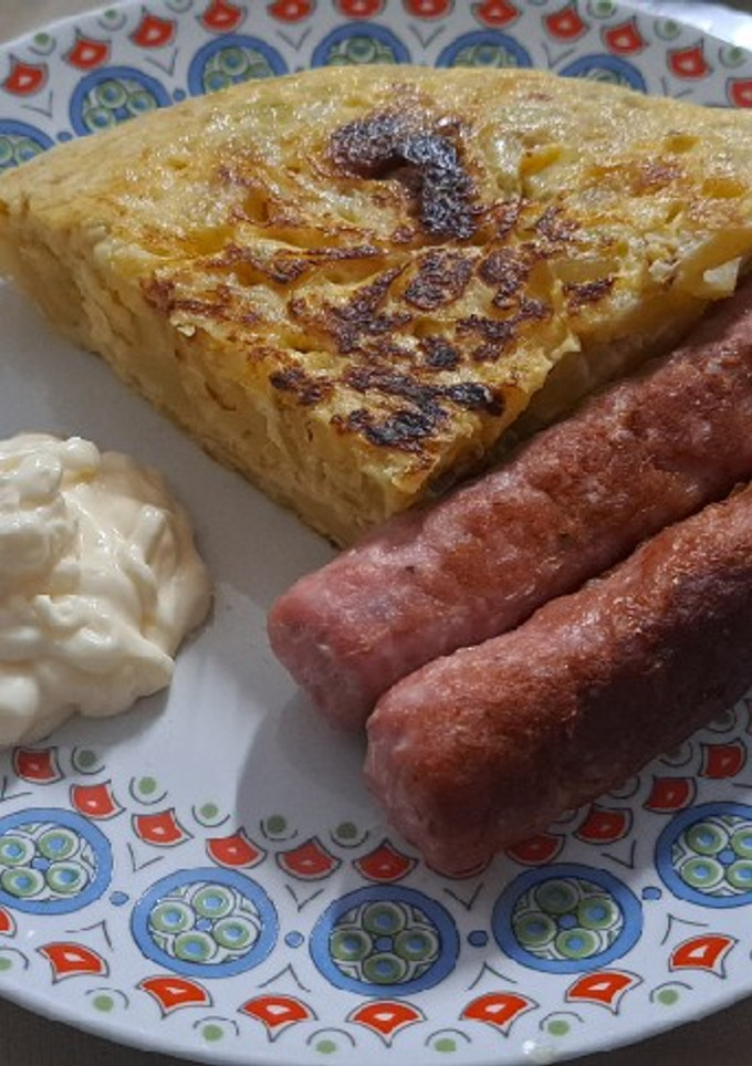 Una foto de Tortilla de calabacín y patata