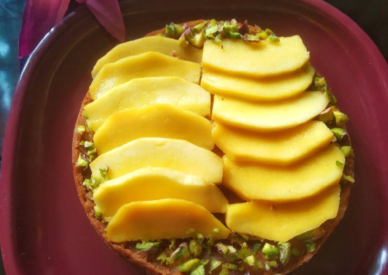 Mango biscuit cake