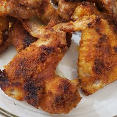 A picture of Crispy Chipotle-Garlic Baked Wings.