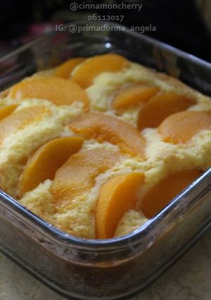 A picture of Peach Cake.