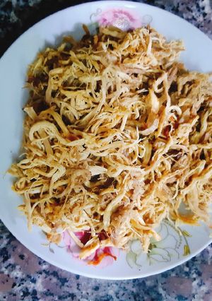 Hình của món Ruốc gà nguyên con.