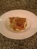 Crepes integrales, rellenos de cerdo, bañados en crema de apio!