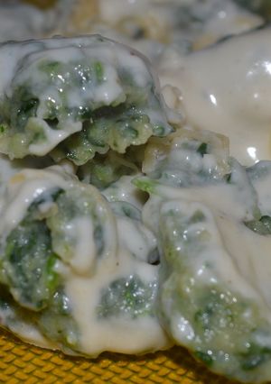 Una foto de Malfatti (mal hechos) en Salsa bechamel