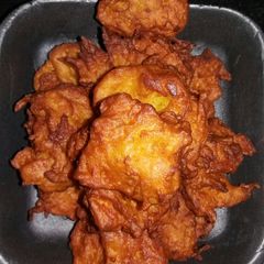 A picture of Lauki fritters.