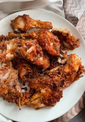 Foto resep Ayam Goreng Serai Bawang Putih