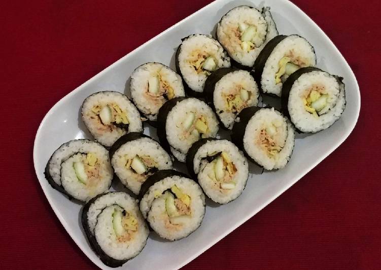 Rahasia Membuat Maguro Tamago Sushi Roll Yang Enak