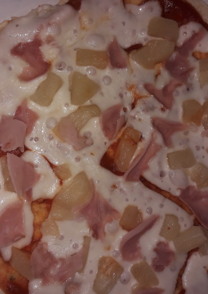 Una foto de Pizza express, 3 ingredientes, 15 minutos (sin horno)