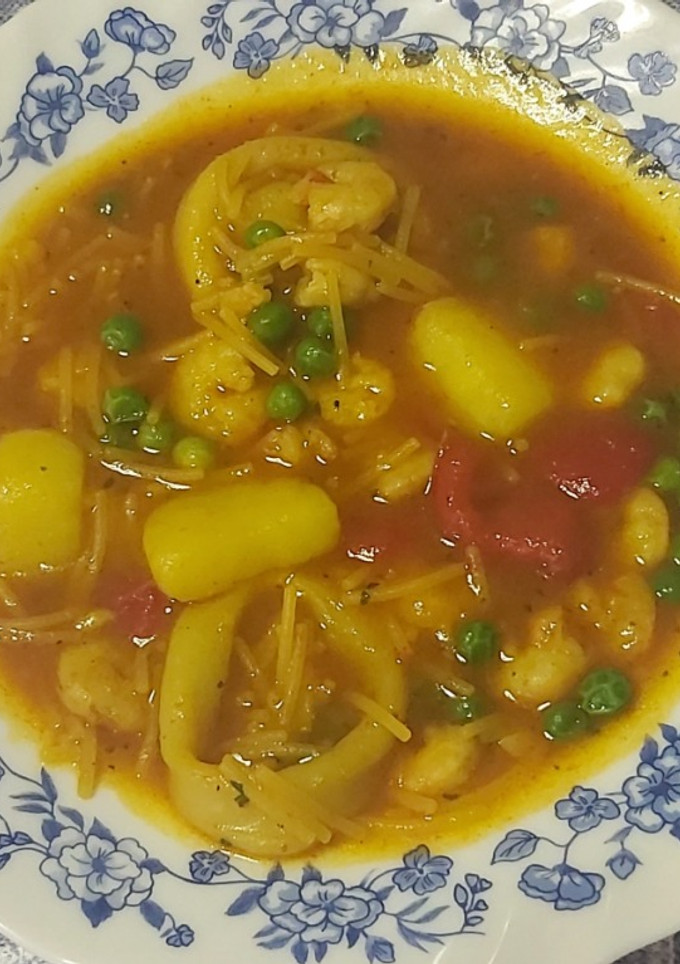 Una foto de Cazuela marinera