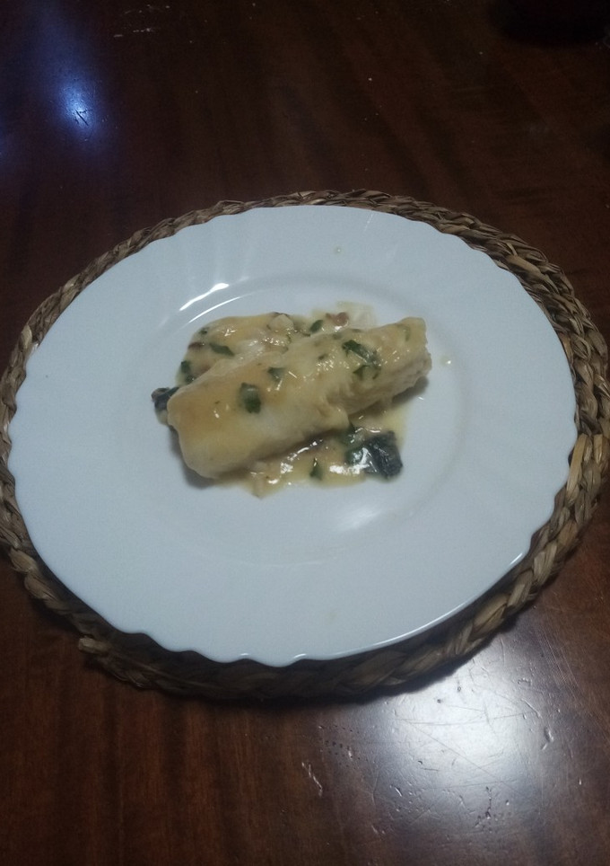 Una foto de Merluza en salsa verde