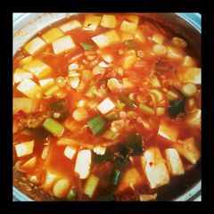 A picture of Seafood Kimchi Soup.