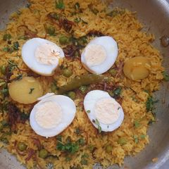 Aloo-Matar Ande Ki Tahari A picture of Aloo-Matar Ande Ki Tahari.