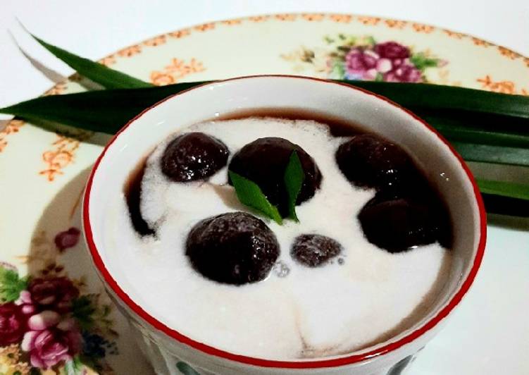 Kolak Biji Salak (cendil) Ubi Ungu Kolak Biji Salak (cendil) Ubi Ungu