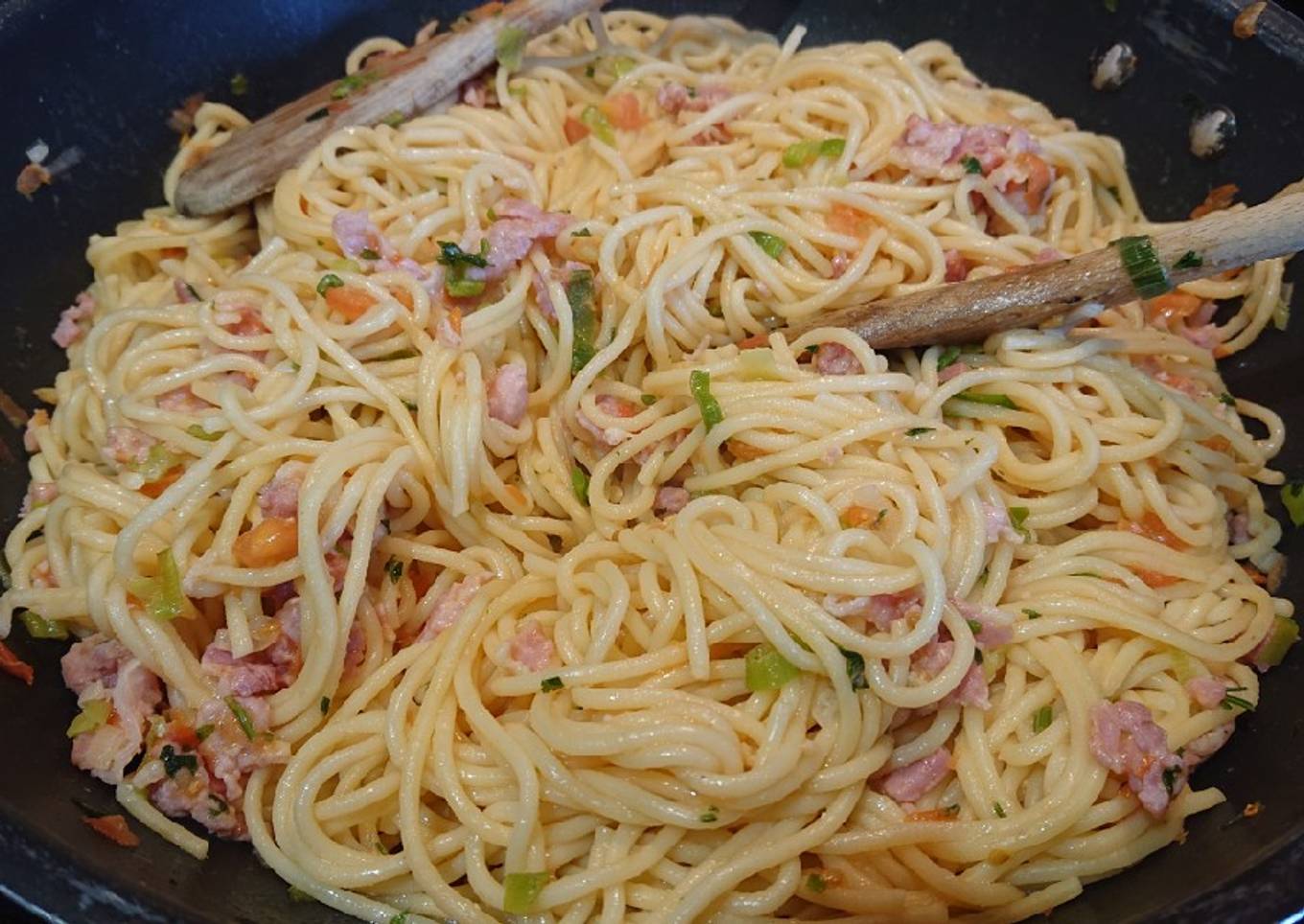 All day Breakfast Spaghetti