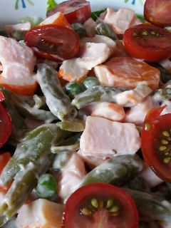 Una foto de Ensalada de mar y montaña