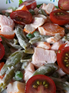 Una foto de Ensalada de mar y montaña