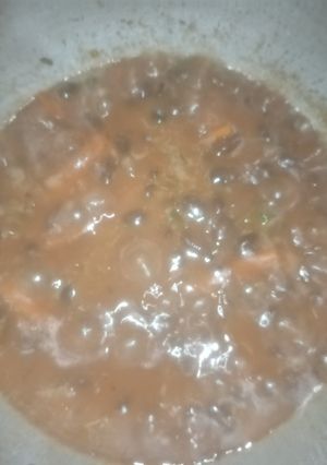 A picture of Blackbeans with Coconut nut.