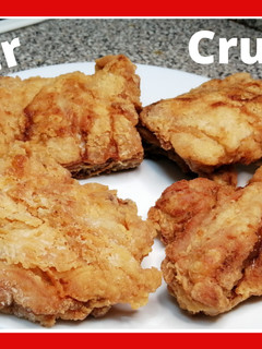 Una foto de Pollo broaster crujiente 😋👌