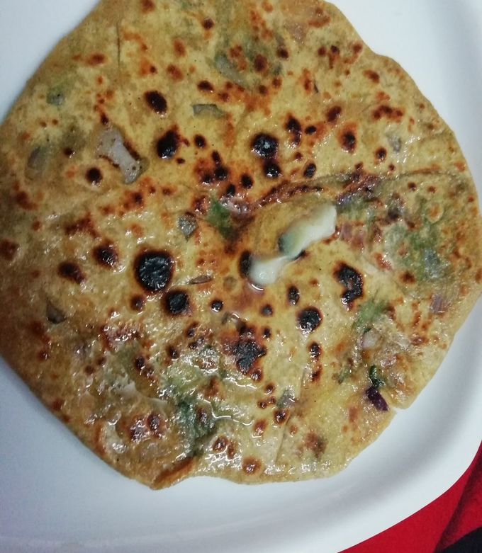 A picture of Aloo ka Paratha.