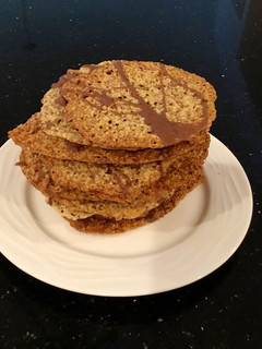 A picture of Almond Lace Cookies.