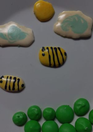 Una foto de Sweet little bees🐝🐝 MERENGUE
